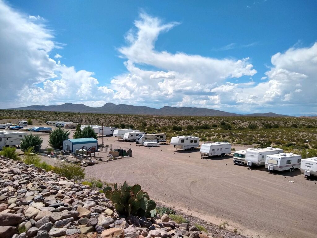 cedar-cove-rv-park-outdoor-storage-1